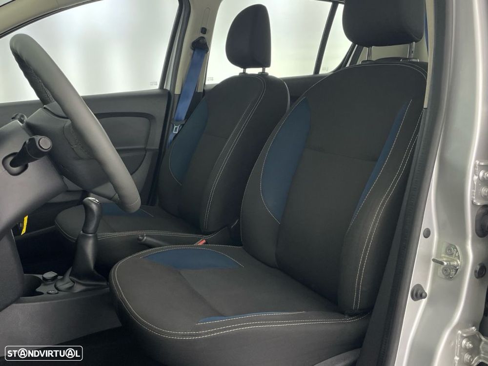 Dacia Sandero - 19