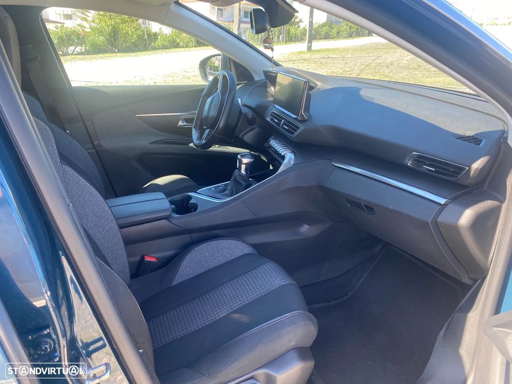 Peugeot 3008 1.5 BlueHDi Allure - 8