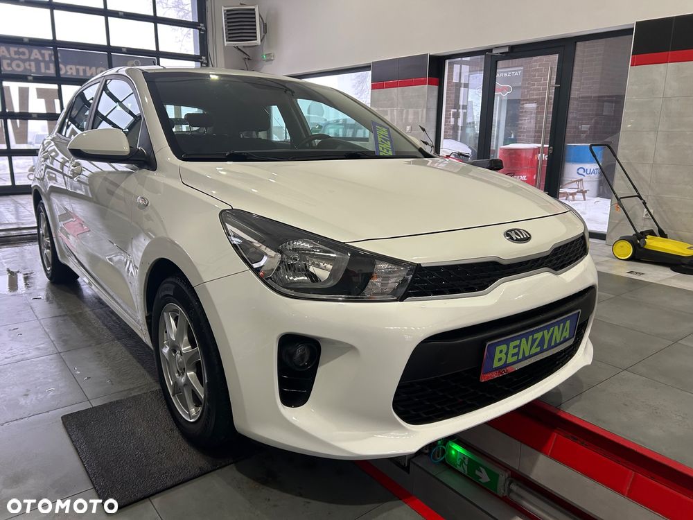 Kia Rio 1.2 Business Line - 11