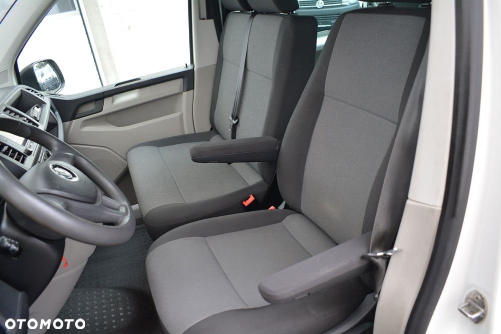 Volkswagen Transporter Kombi L1H1 - 22