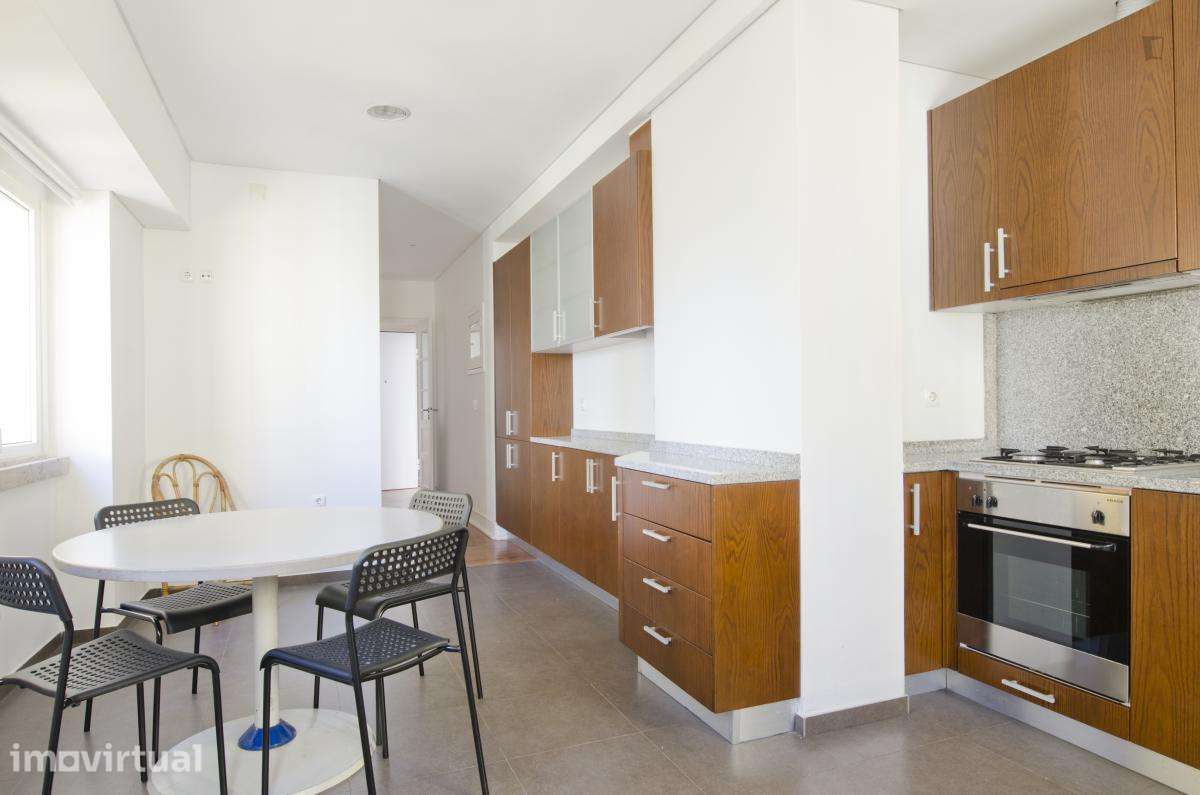 Quarto - localizado em Arroios Lisbon - Grande imagem: 2/19