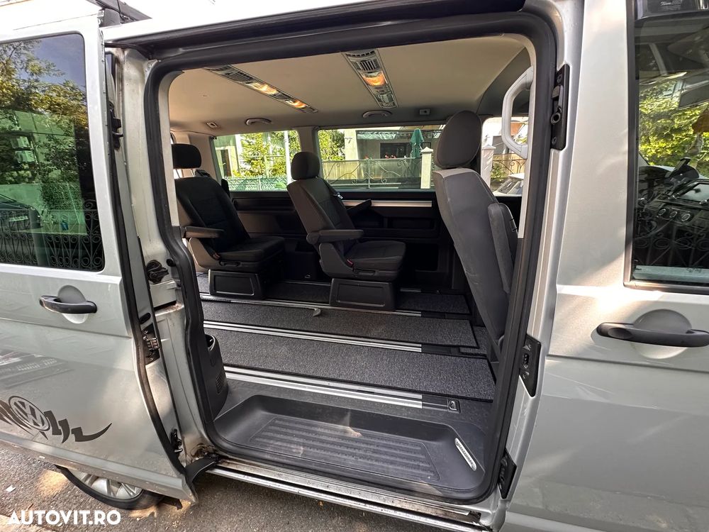 Volkswagen Multivan - 12