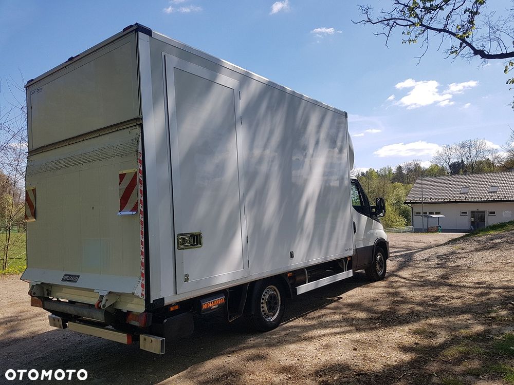 Iveco DAILY - 9