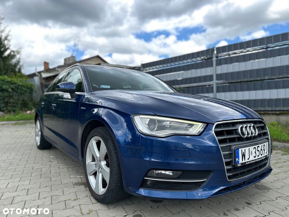 Audi A3 Sportback - 2