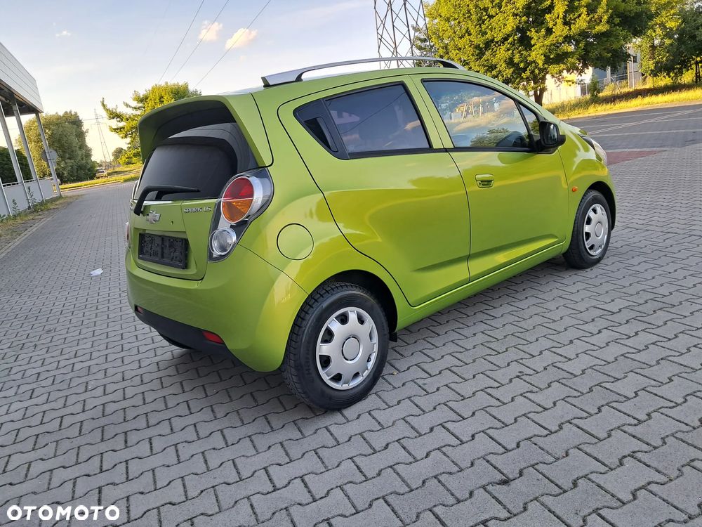 Chevrolet Spark 1.2 LT+ - 11
