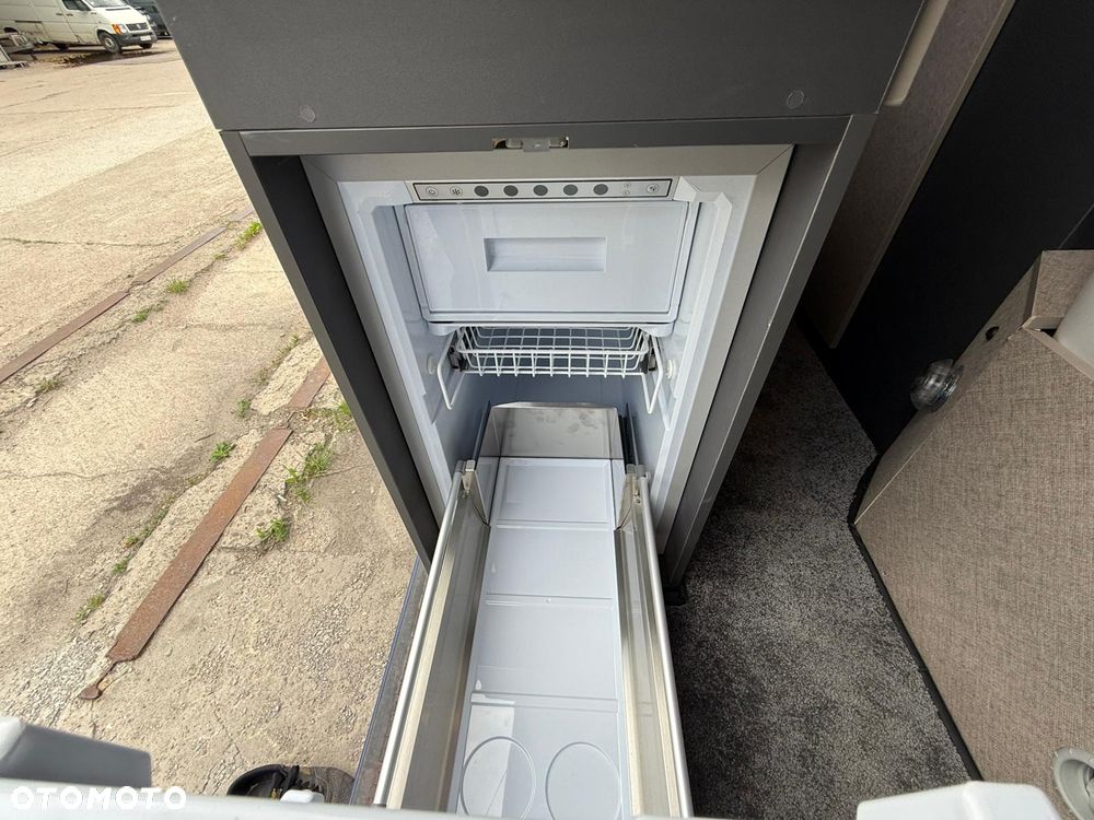 Volkswagen Crafter - 22