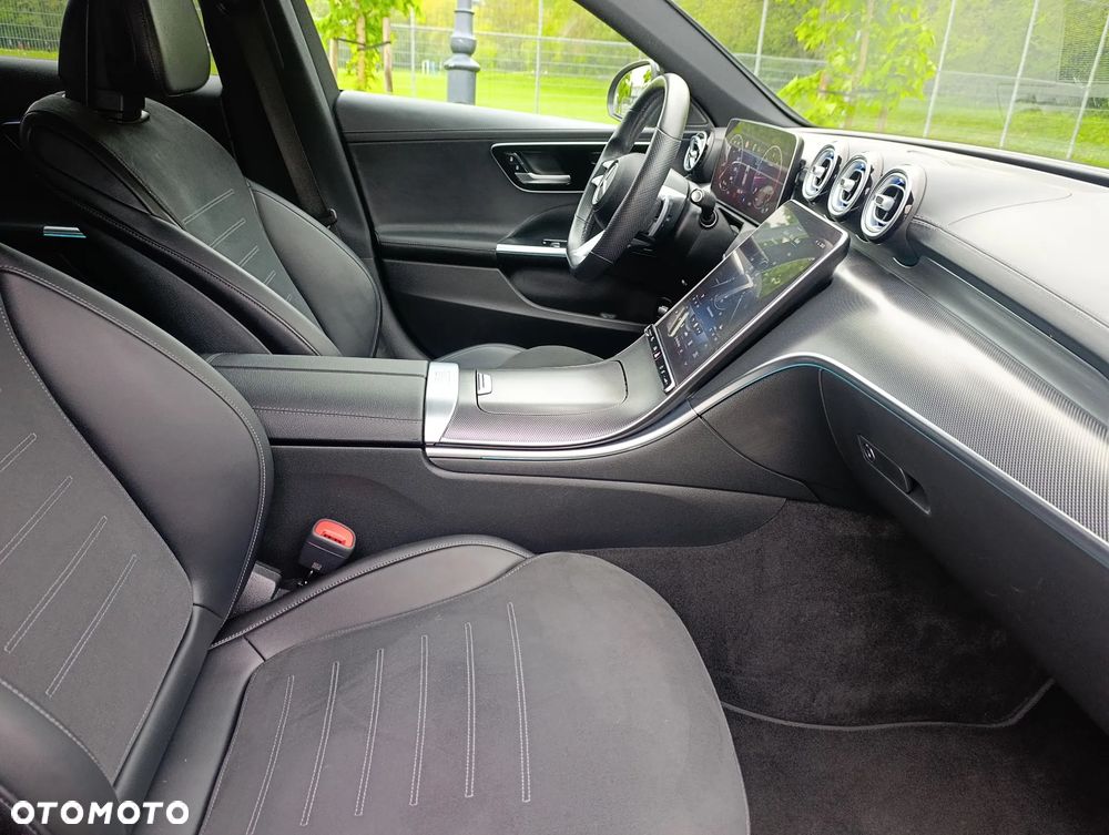 Mercedes-Benz Klasa C 220 d 9G-TRONIC AMG Line - 19