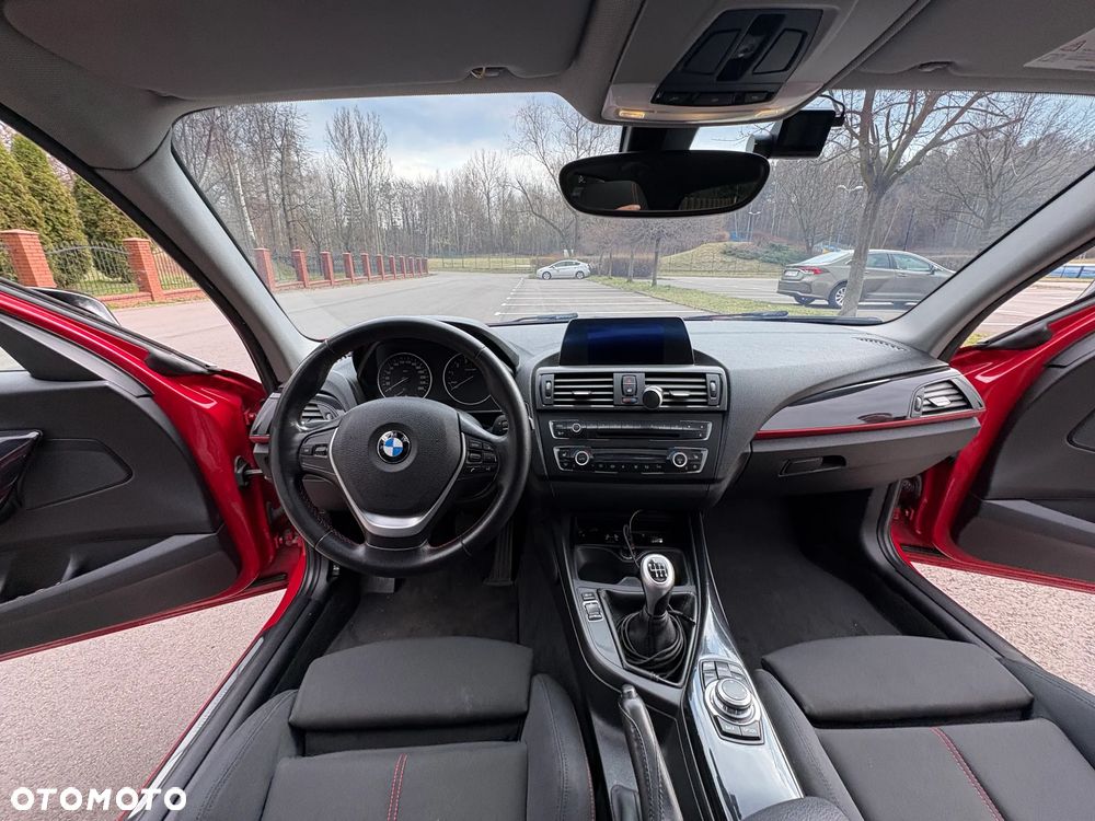 BMW Seria 1 116i Sport Line - 17