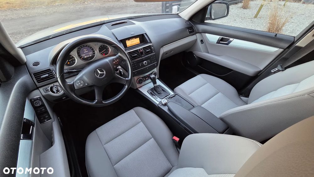 Mercedes-Benz Klasa C - 31