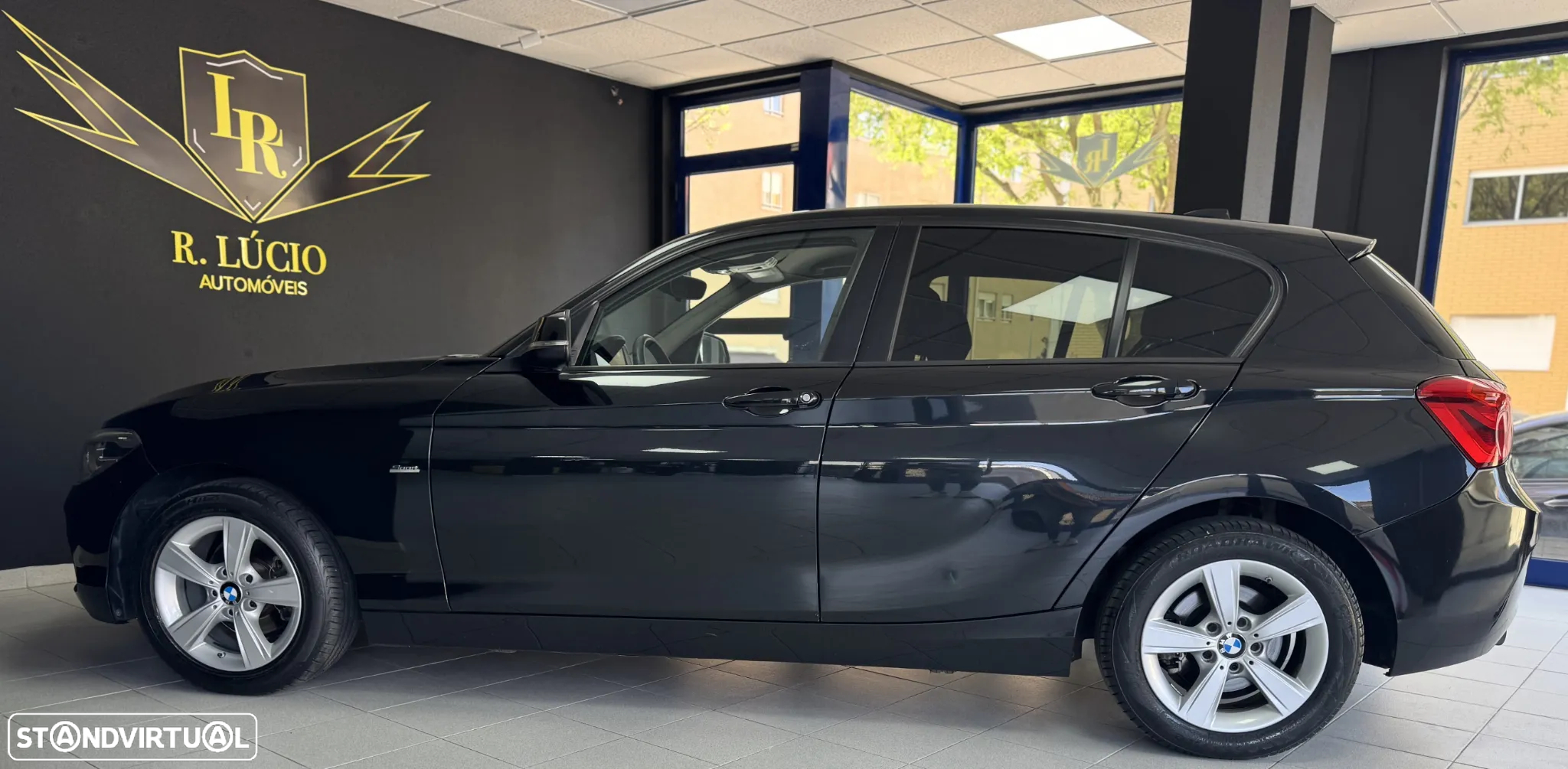 BMW 116 d Line Sport - 31