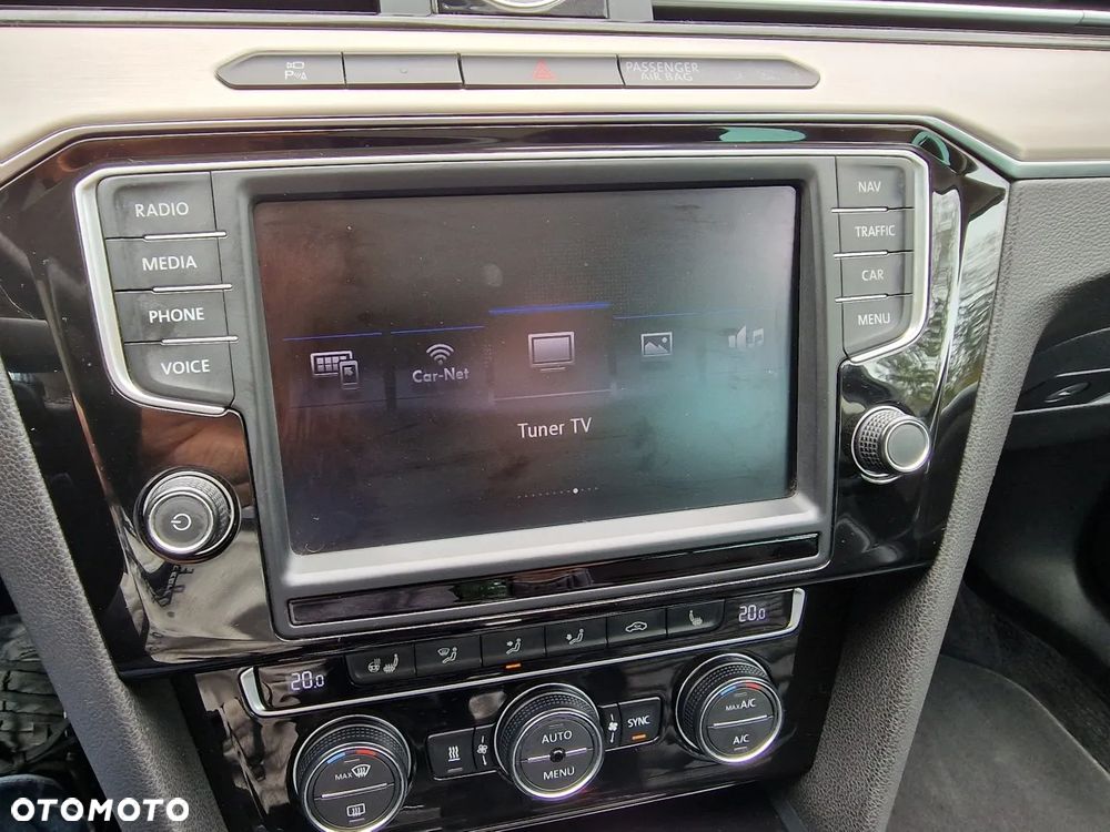 Volkswagen Passat Variant 2.0 TDI Bi-Turbo BMT 4Mot Highline DSG - 20