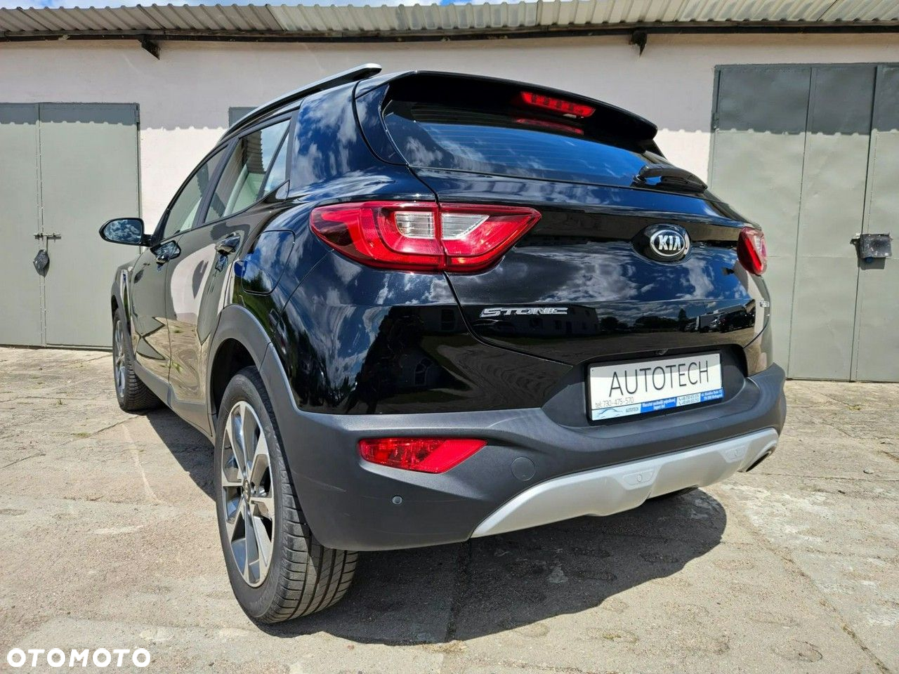 Kia Stonic 1.6 CRDi SCR XL - 17