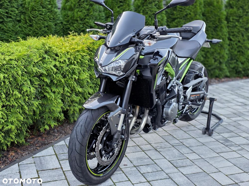 Kawasaki Z 900 - 24