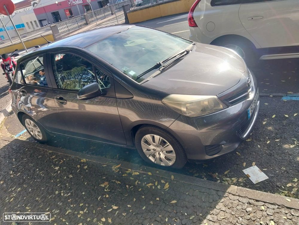 Toyota Yaris 1.4 D-4D Edition - 5