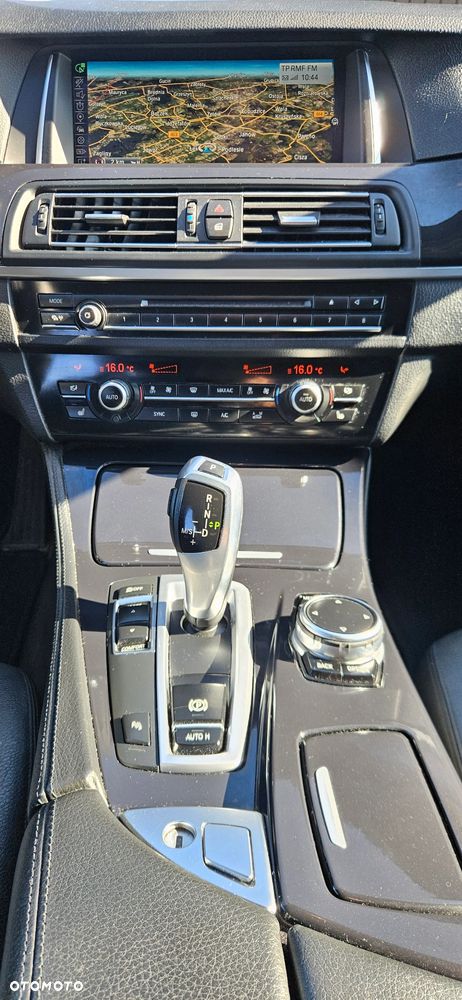 BMW Seria 5 520d - 12