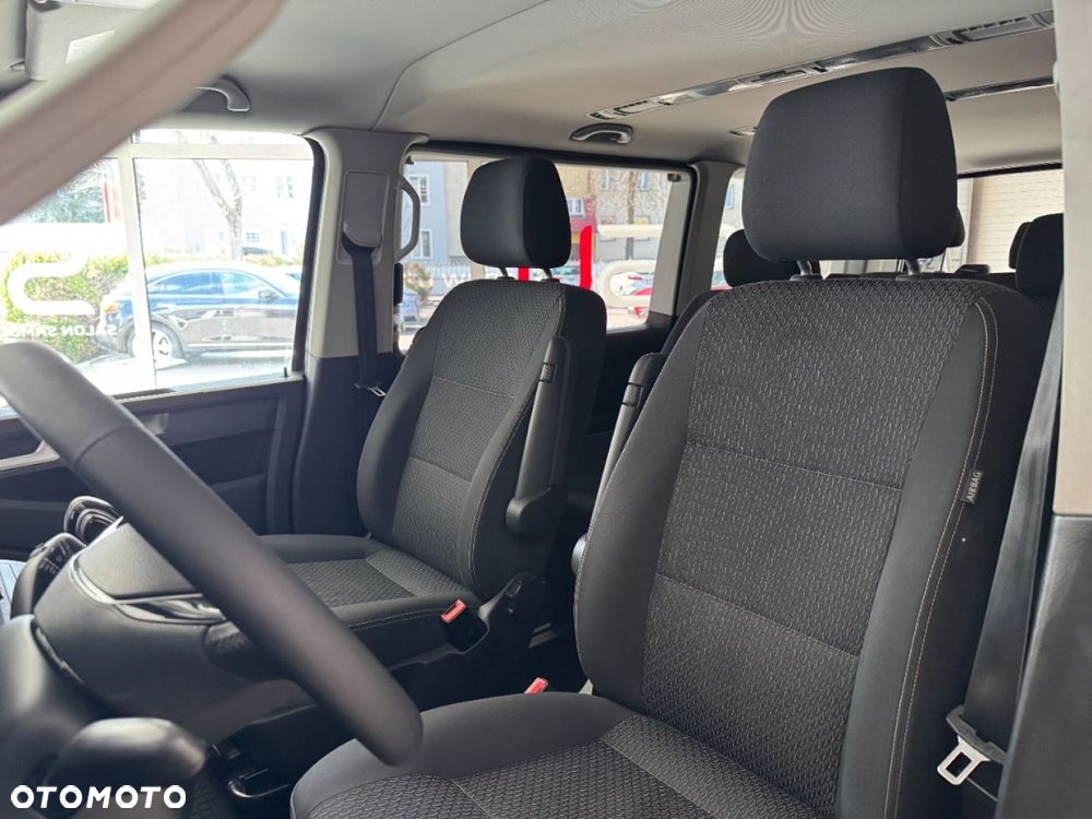 Volkswagen Multivan - 19