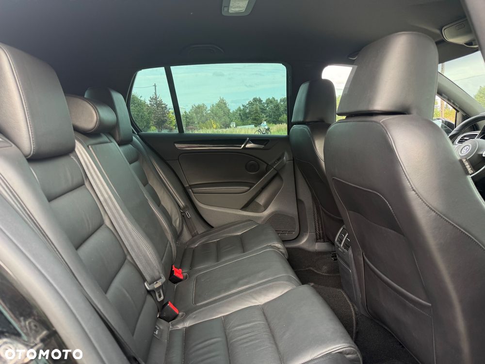 Volkswagen Golf - 21