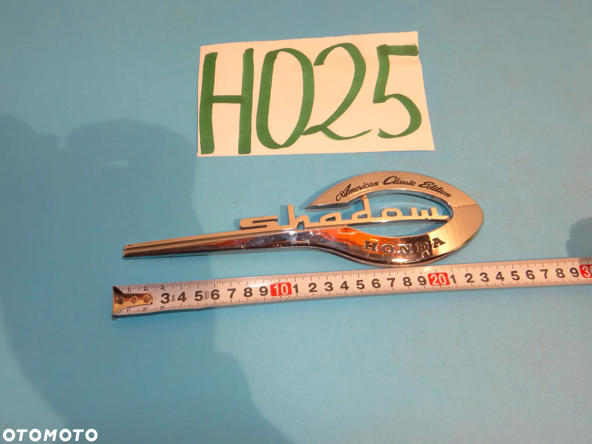 H025 HONDA SHADOW EMBLEMAT ZNACZEK NA BAK ZBIORNIK PALIWA PRAWA STRONA - 5