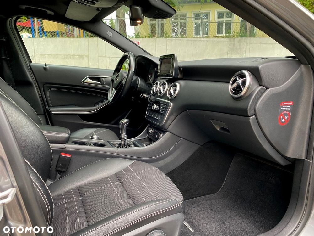 Mercedes-Benz Klasa A 200 (BlueEFFICIENCY) AMG Sport - 8