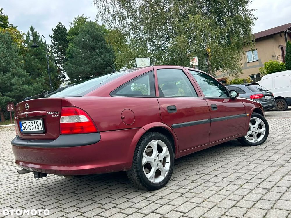 Opel Vectra 1.6 GL - 4