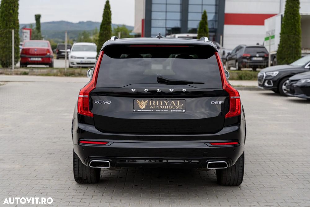 Volvo XC 90 D5 AWD Geartronic RDesign - 10