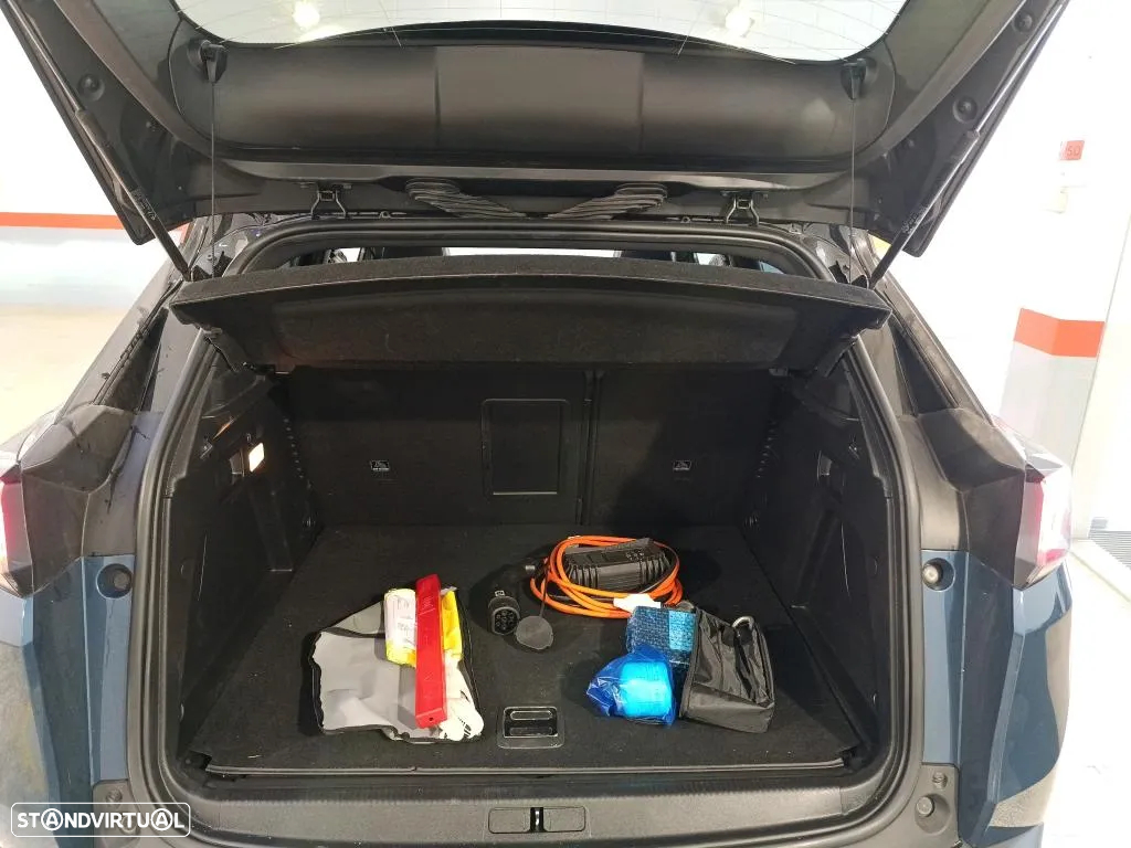 Peugeot 3008 1.6 Hybrid GT e-EAT8 - 12
