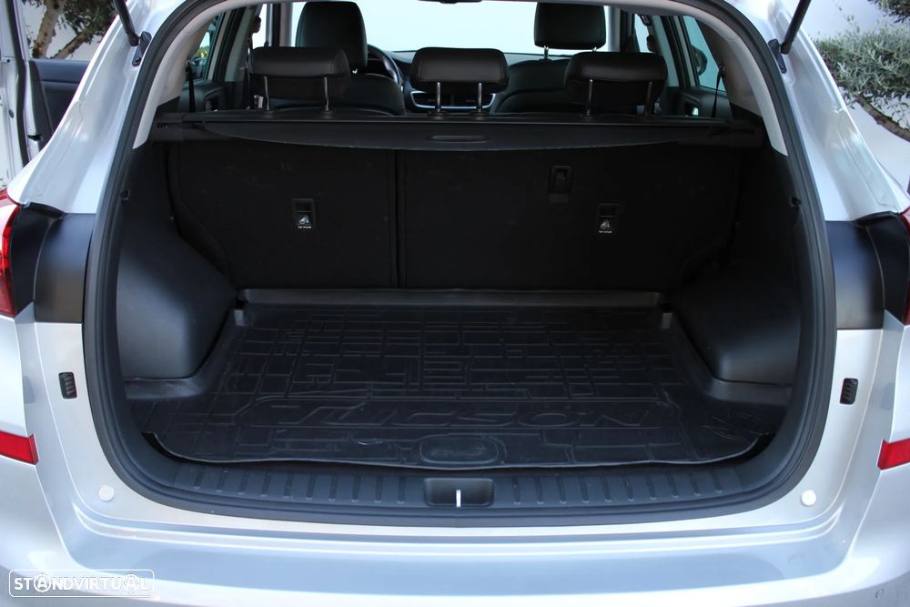 Hyundai Tucson 1.6 CRDi Executive - 9