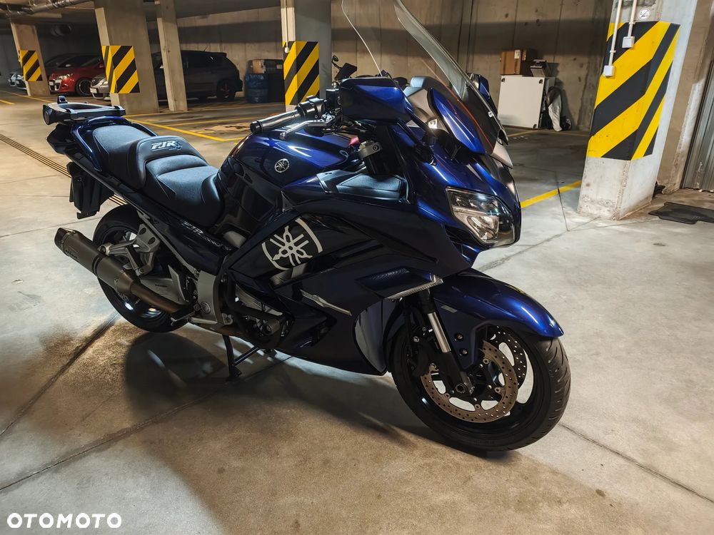 Yamaha FJR - 13