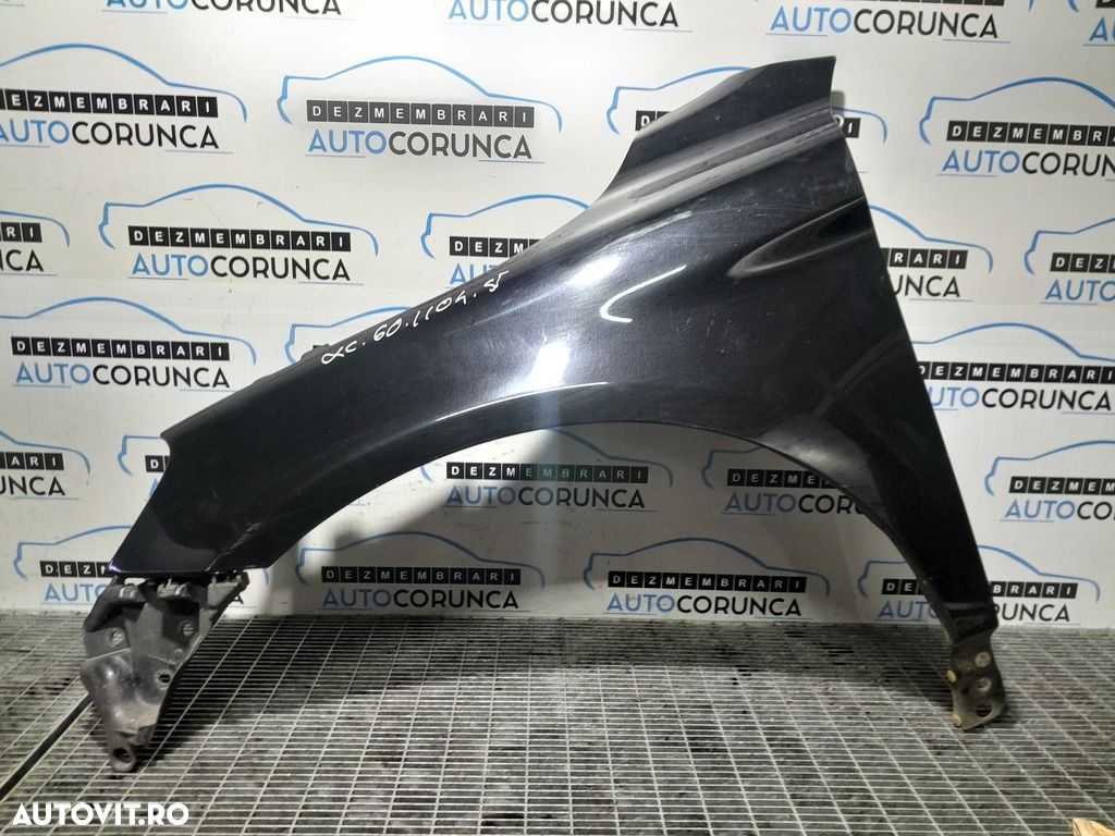 Aripa Stanga Fata Volvo XC60 2008 - 2013 4 Usi Negru (1104) ZGARIAT - 1
