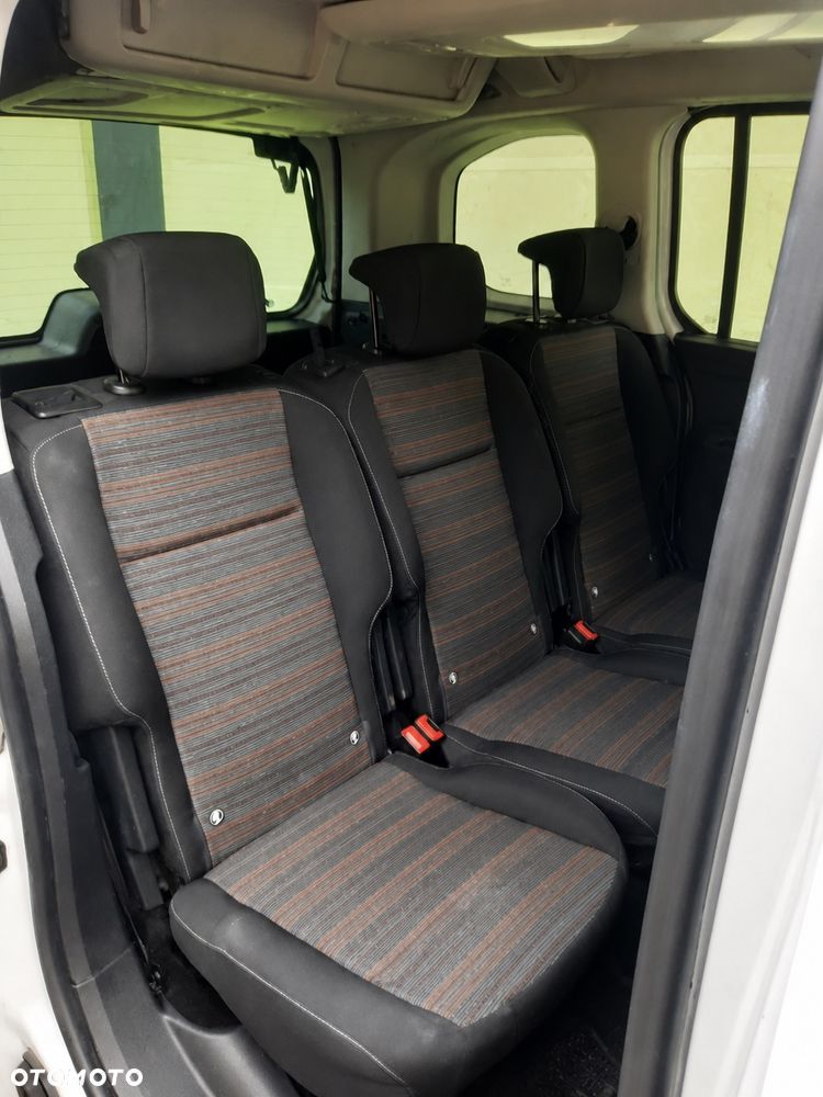 Opel Combo 1.2 Turbo Edition S&S - 8