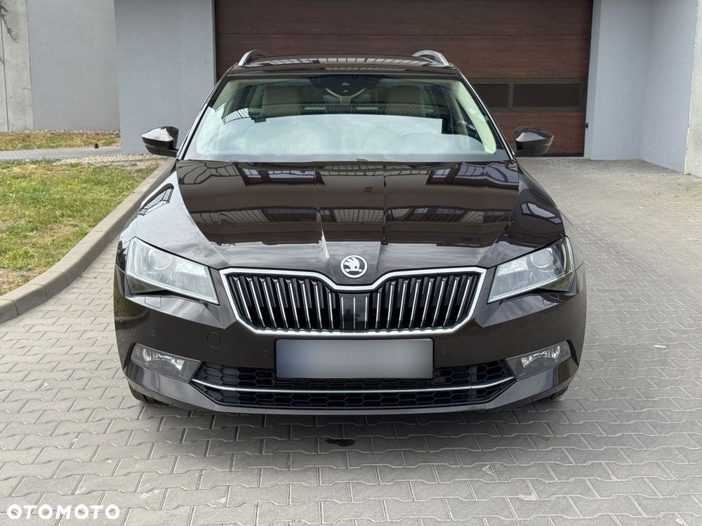 Skoda Superb 2.0 TSI 4x4 L&K DSG - 10