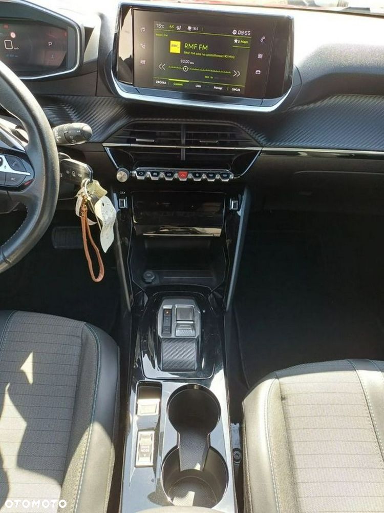 Peugeot 2008 1.2 PureTech Allure Pack S&S EAT8 - 24