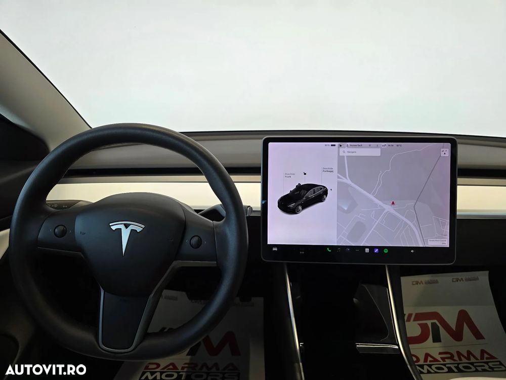 Tesla Model 3 Standard Reichweite Plus Hinterradantrieb - 9