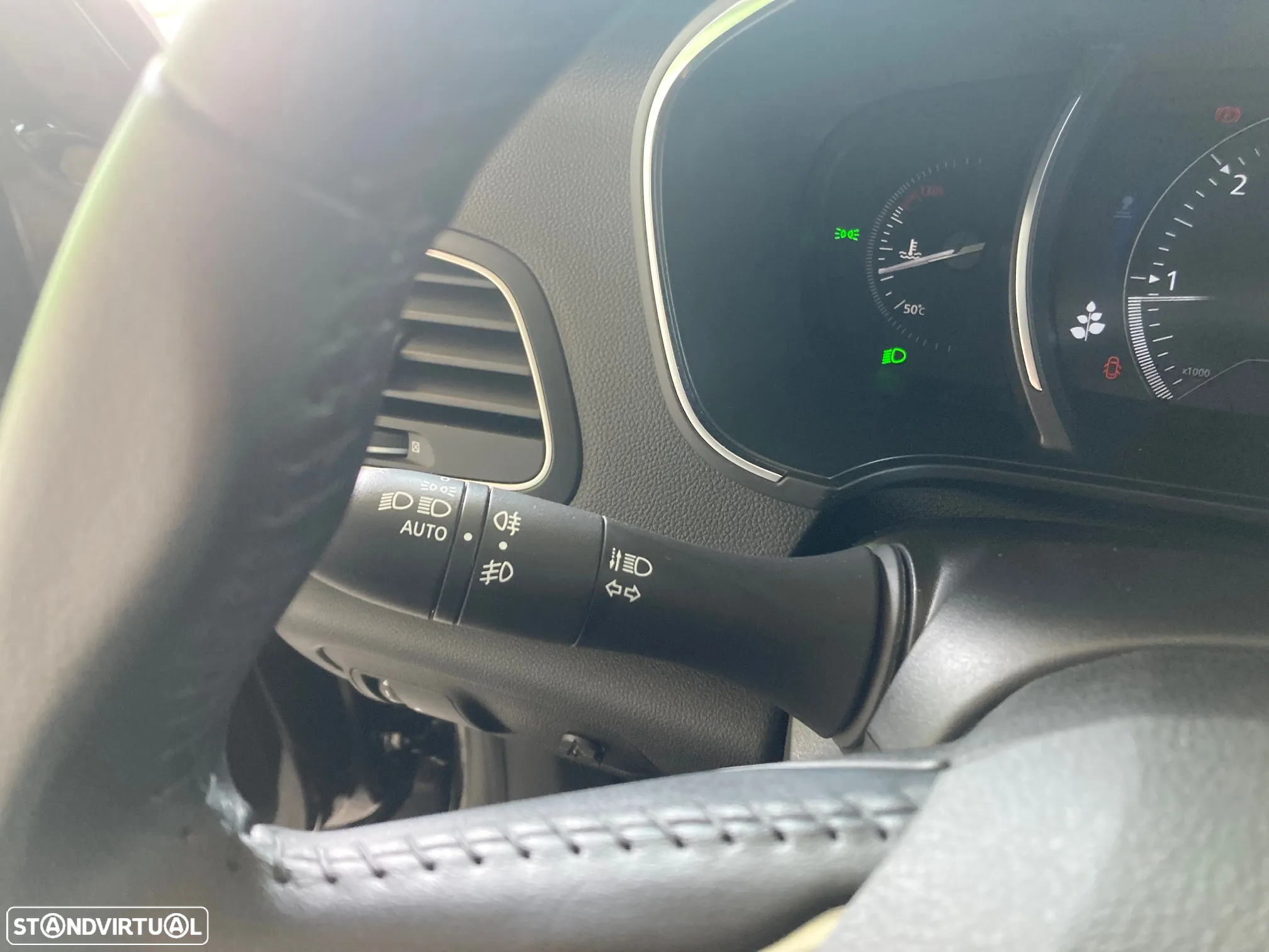 Renault Mégane 1.5 Blue dCi Limited C/PM+Pneu - 18