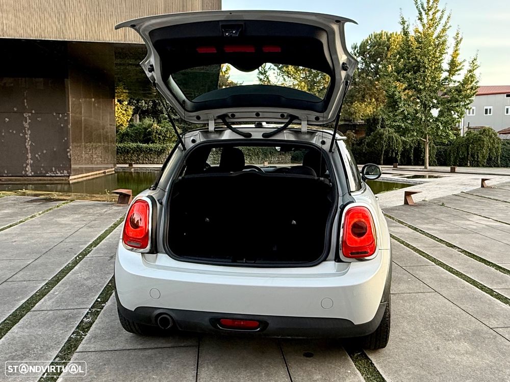 MINI 3 Portas Cooper D - 3