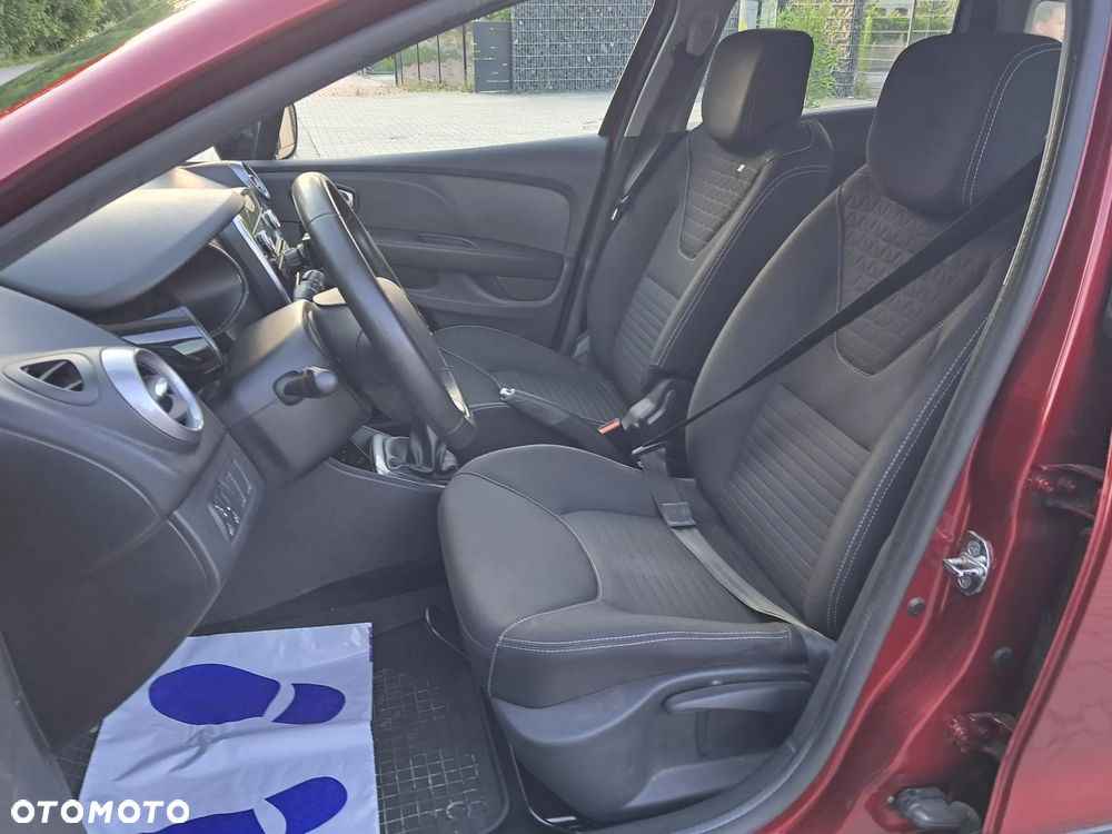 Renault Clio 1.2 16V 75 LIMITED - 21