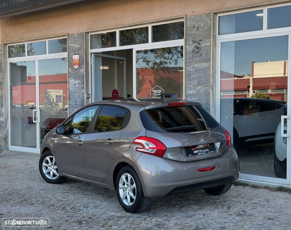 Peugeot 208 1.2 PureTech Access - 10
