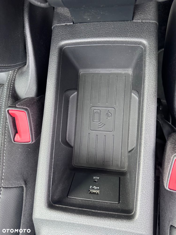 Audi Q2 35 TDI S tronic design - 28