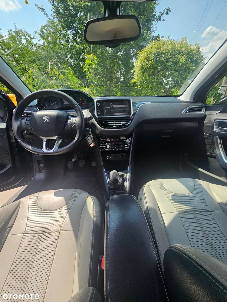 Peugeot 208 1.4 VTi Allure - 8