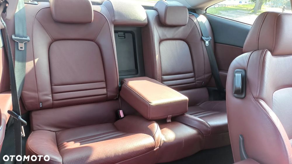 Peugeot 407 3.0 V6 Sport - 24