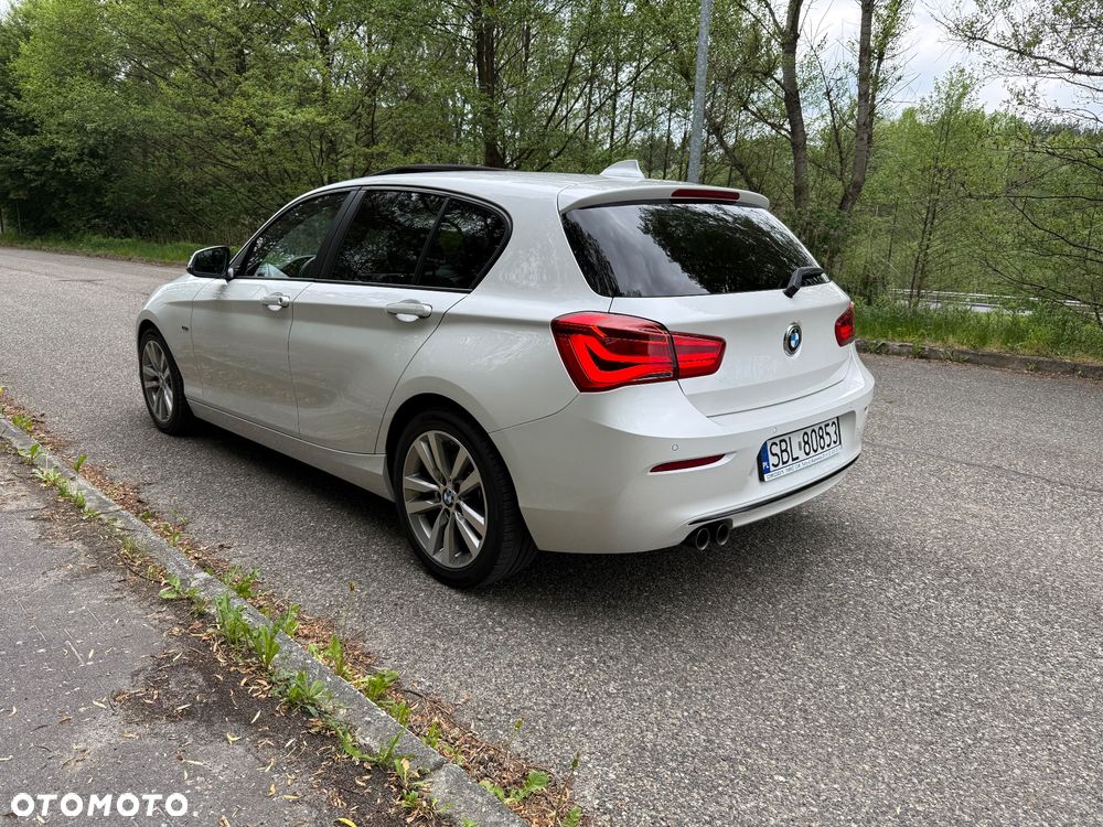 BMW Seria 1 120d xDrive Sport-Aut Sport Line - 7
