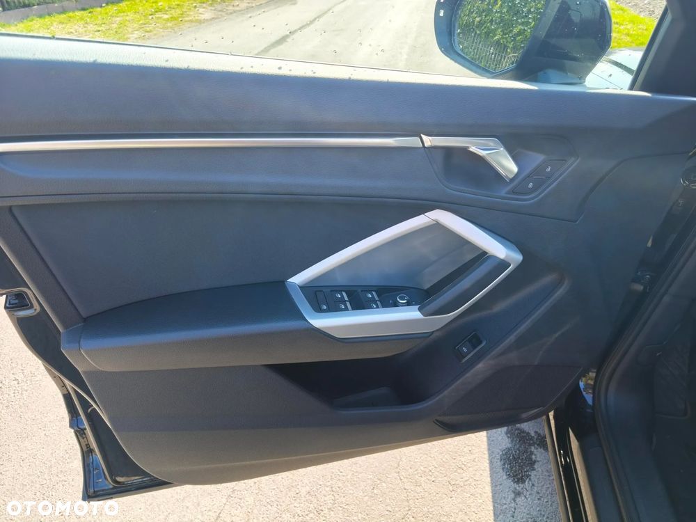 Audi Q3 - 13