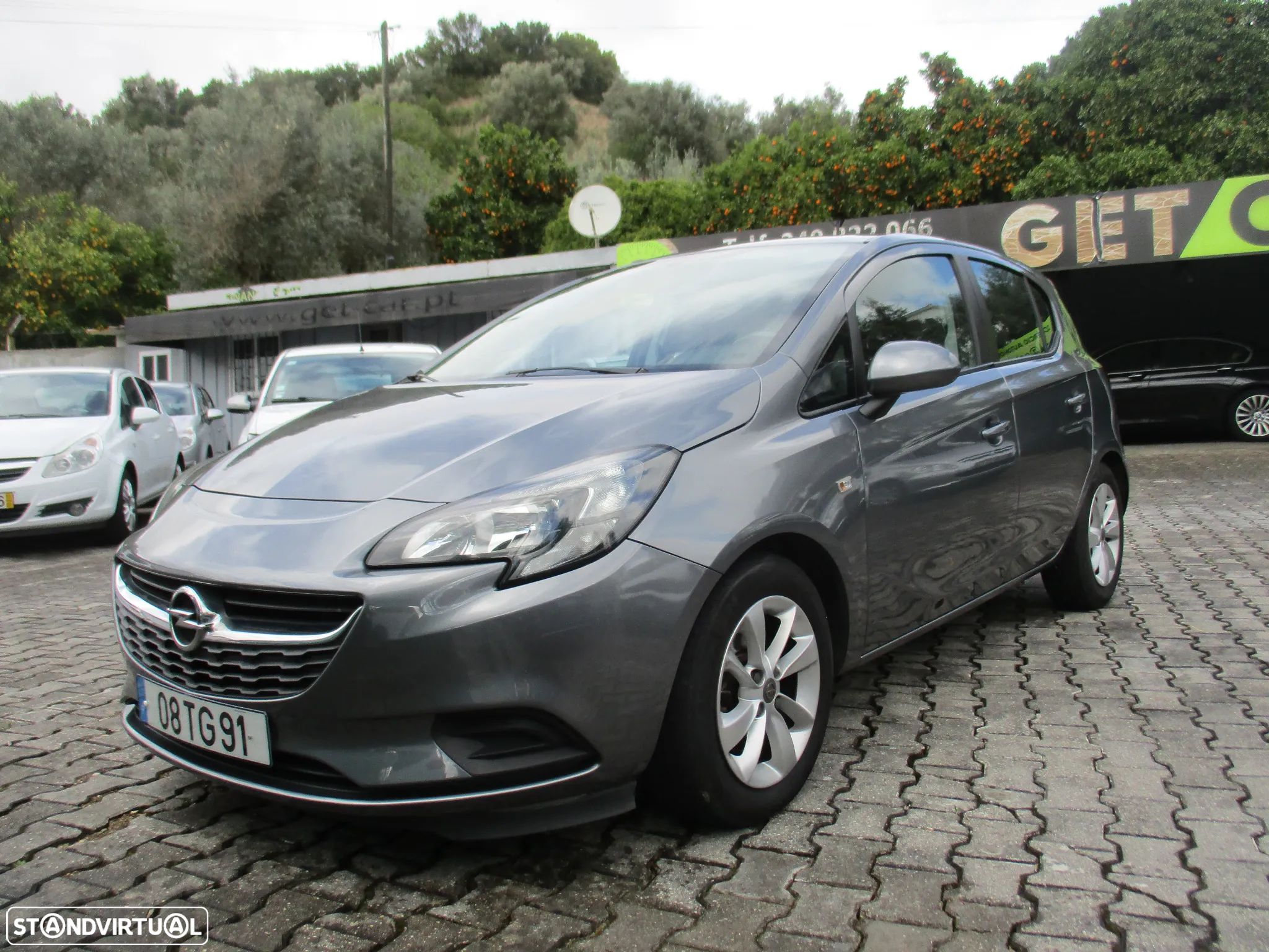 Opel Corsa 1.3 CDTi Business Edition - 1
