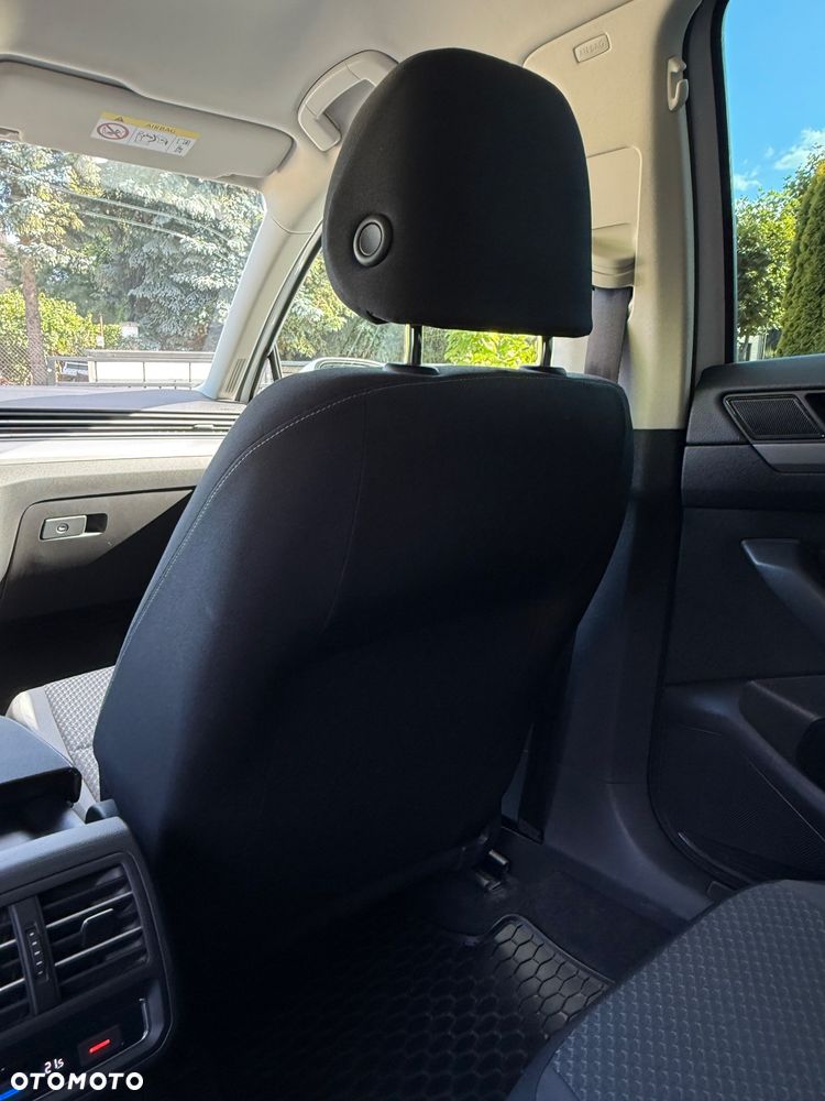 Volkswagen Passat 2.0 TDI BMT Trendline - 22