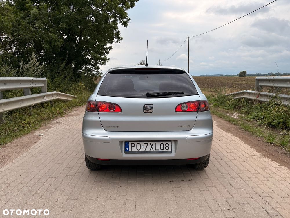 Seat Ibiza 1.4 16V 100 Sport - 15