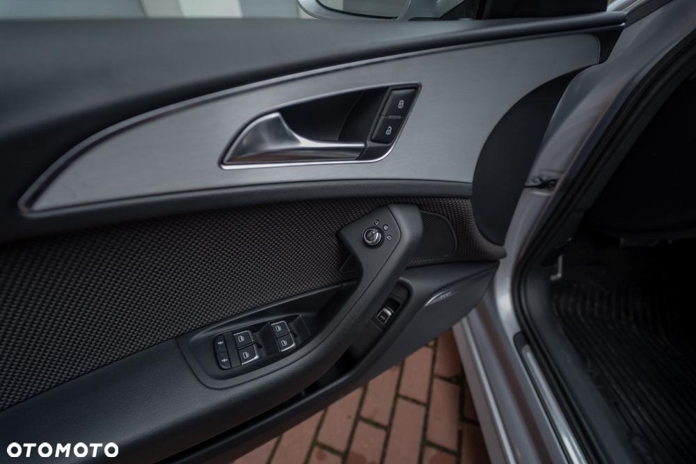 Audi A6 Avant 2.0 TDI Quattro S tronic - 24