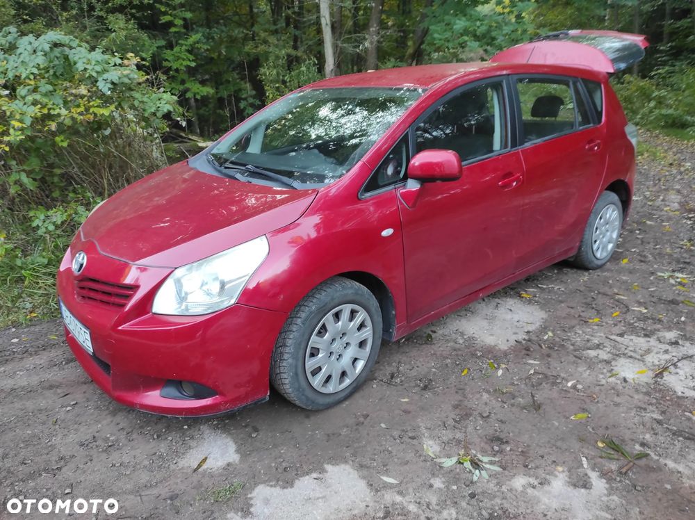 Toyota Verso - 2