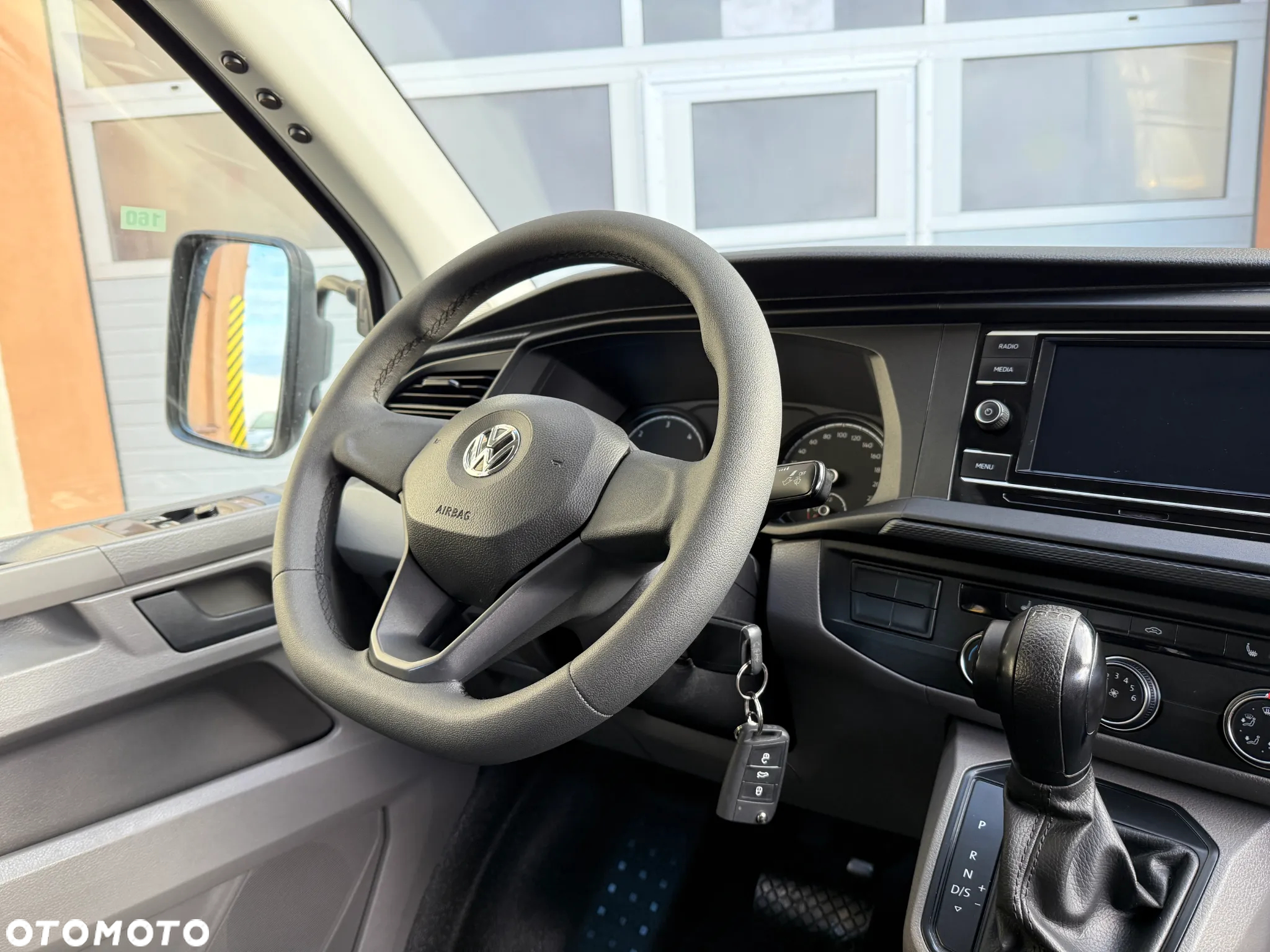 Volkswagen Transporter T6.1 Skrzynia Doka - 17