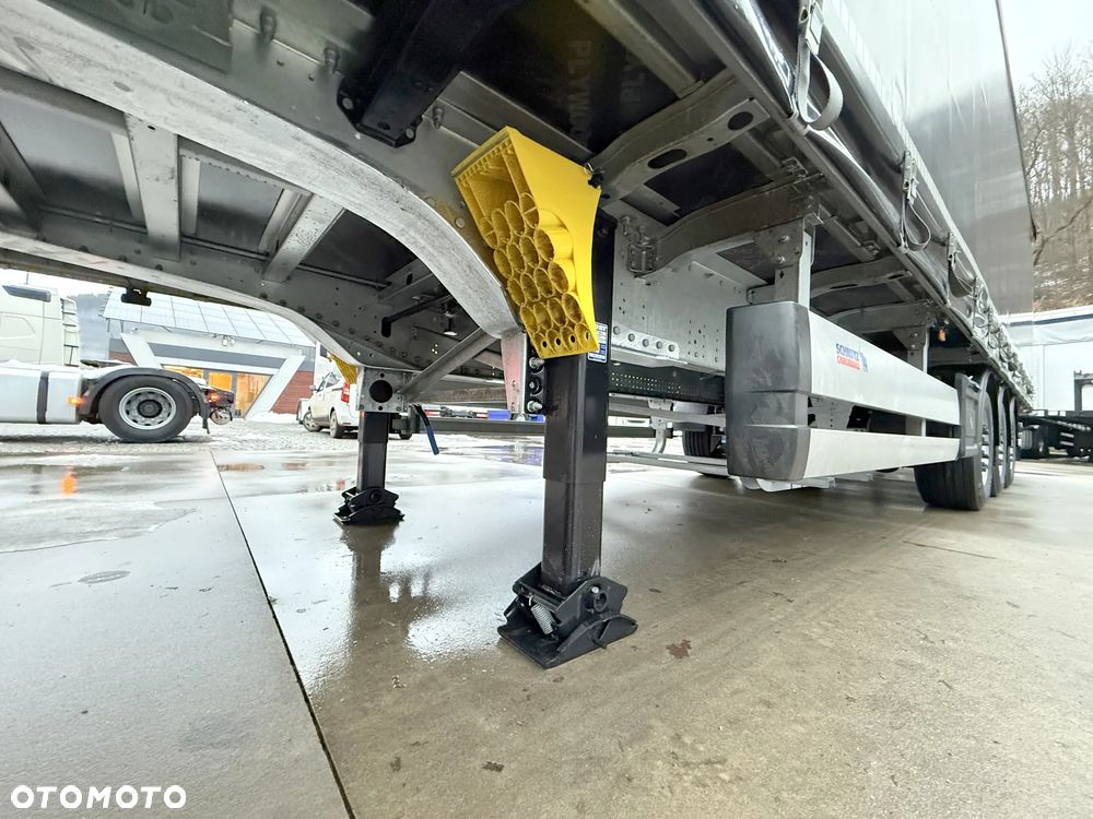 Schmitz Cargobull VARIOS - 30