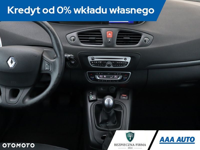 Renault Grand Scenic - 14